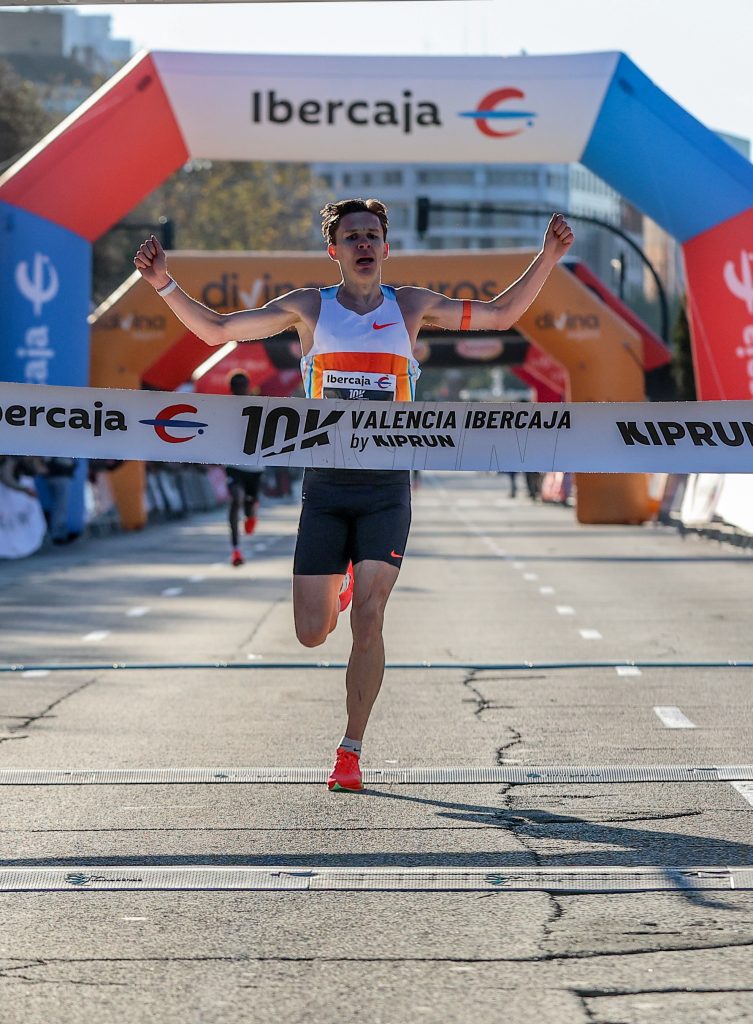 Andreas Almgren - 10 K Valencia