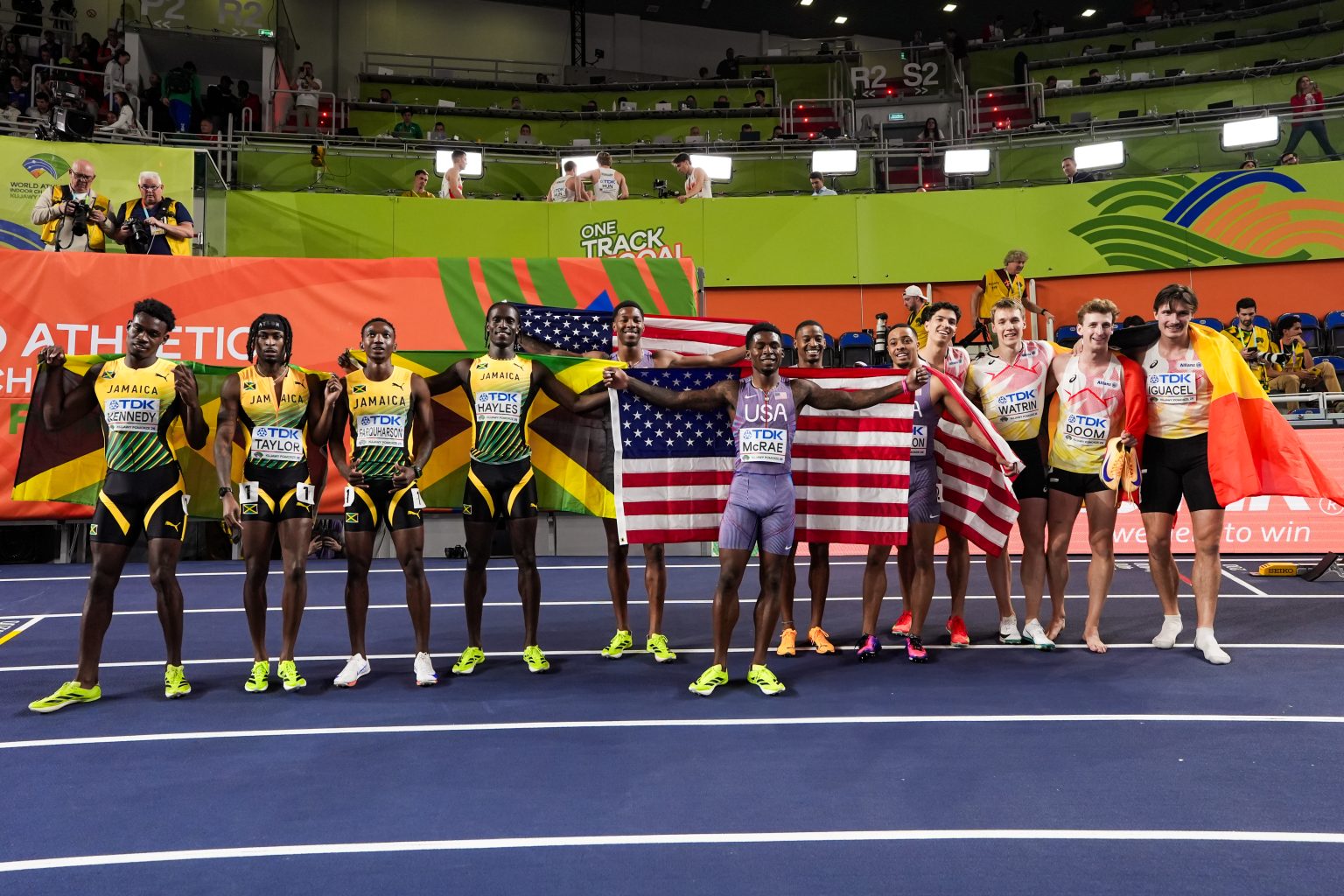 Les Etats-Unis ont devancé la Belgique et la Jamaïque sur le relais 4x400 des Mondiaux (©Dan Vernon/World Athletics)
